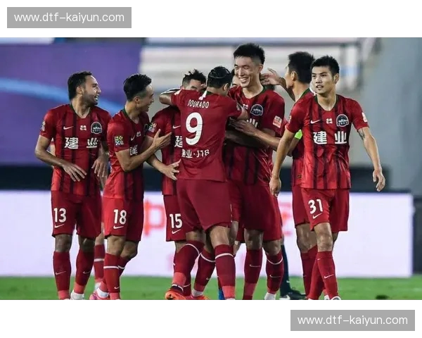 恩怨情仇,江苏德比的荣耀与心碎:建业vs江苏